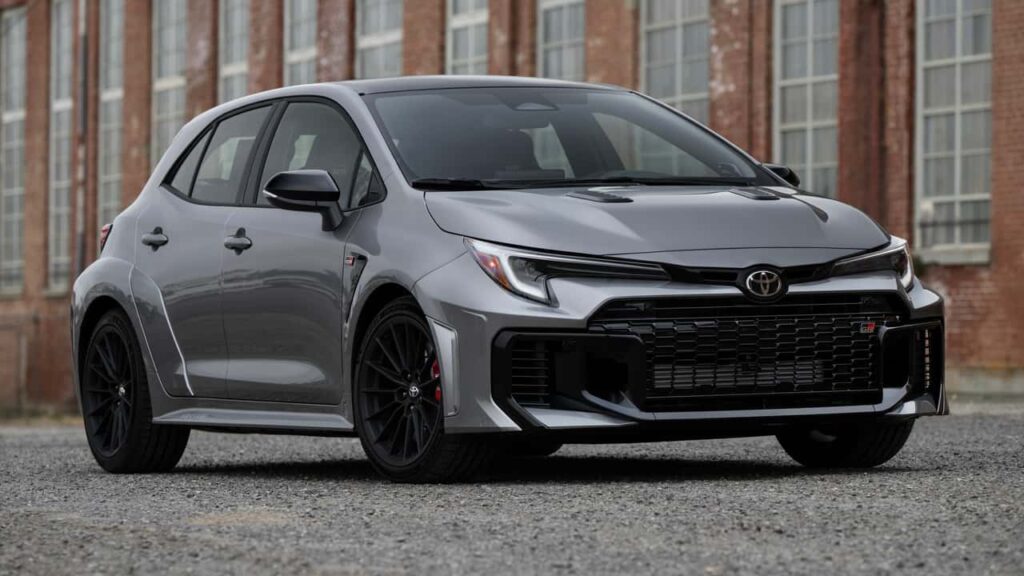 Toyota hot-hatch | Toyota Hot-Hatch Devrimi: Şahane Bir Bomba ve Yeni Sırrı
