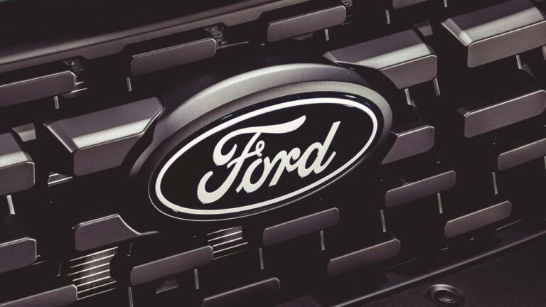 Şahane Ford Devrimi: İki Bomba Model ve Yeni Bir Sır