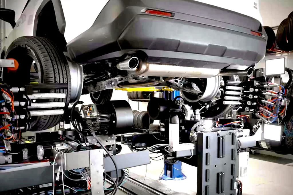 robotik lastik değişimi | Robotik Lastik Değişimi: SmartBay'in Sektöre Etkileri