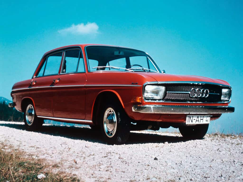 Audi 80 F103 | Audi 80 F103 Modelinin Unutulan Mirası ve Önemi, Araç Fiyat Hesaplama, Araç Değerleme, Araç Ekspertizi, Oto Galeri Maslak, İkinci El Araba Alımı | Oto Galeri Maslak 2.el araba alım satım