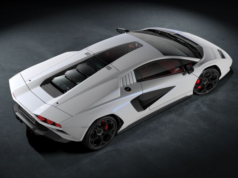Lamborghini Countach LPI 800-4 Sınırlı Üretimle Geri Döndü, İkinci El Araba, 2.El Araç Satışı, 2.El Araba, Nakit Araç Alımı, Araç Fiyat Hesaplama