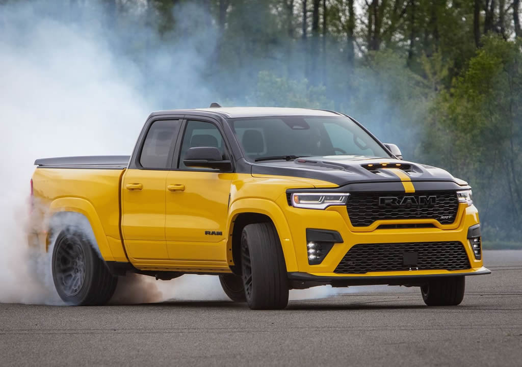 Ram 1500 Rumble | Ram 1500 Rumble Bee SRT: Yeni Nesil Kaslı Kamyonet İncelemesi | Oto Galeri Maslak 2.el araba alım satım