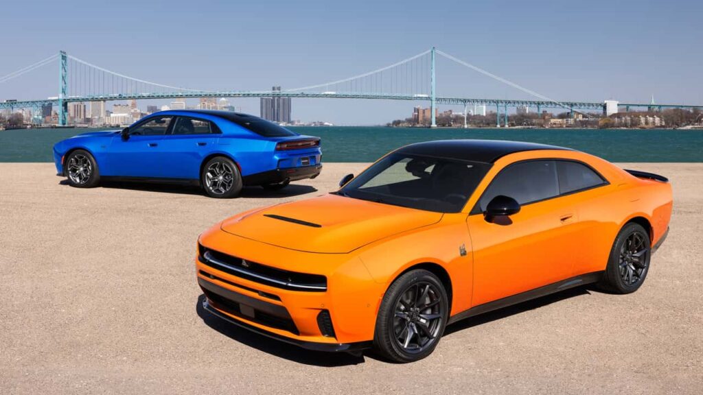 Yeni Dodge Charger | Yeni Dodge Charger Avrupa'ya Elektrikli ve Benzinli Geliyor, Araç Değerleme, Araç Ekspertizi, Oto Galeri Maslak, İkinci El Araba Alımı, İkinci El Araç | Oto Galeri Maslak 2.el araba alım satım
